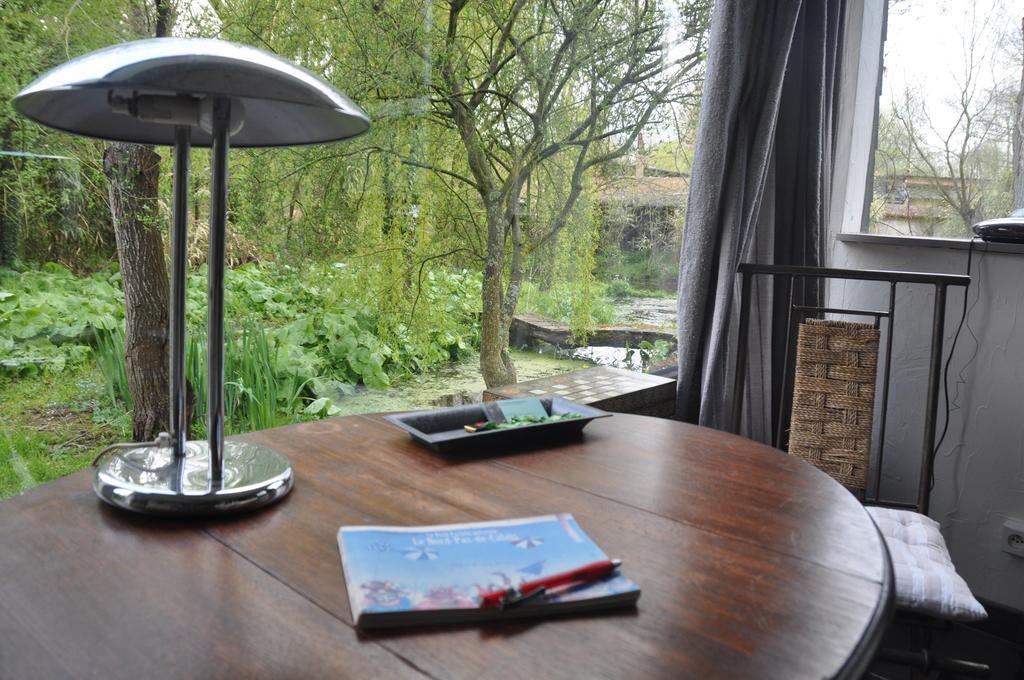 Chambres D'Hotes, Gites La Petite Madeleine La Madelaine-sous-Montreuil Luaran gambar