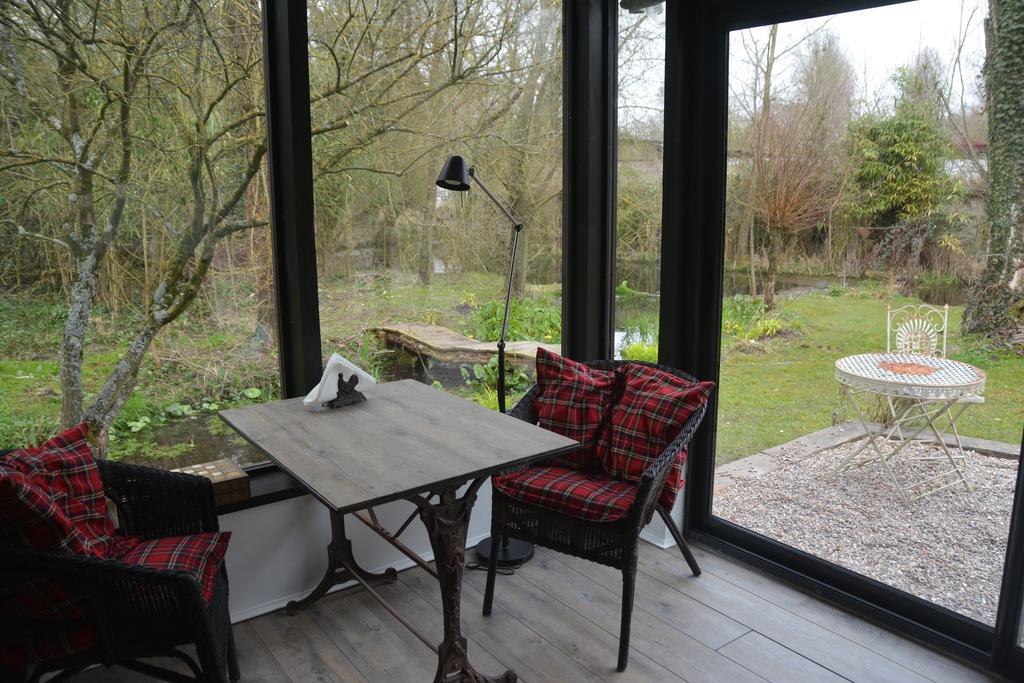 Chambres D'Hotes, Gites La Petite Madeleine La Madelaine-sous-Montreuil Luaran gambar